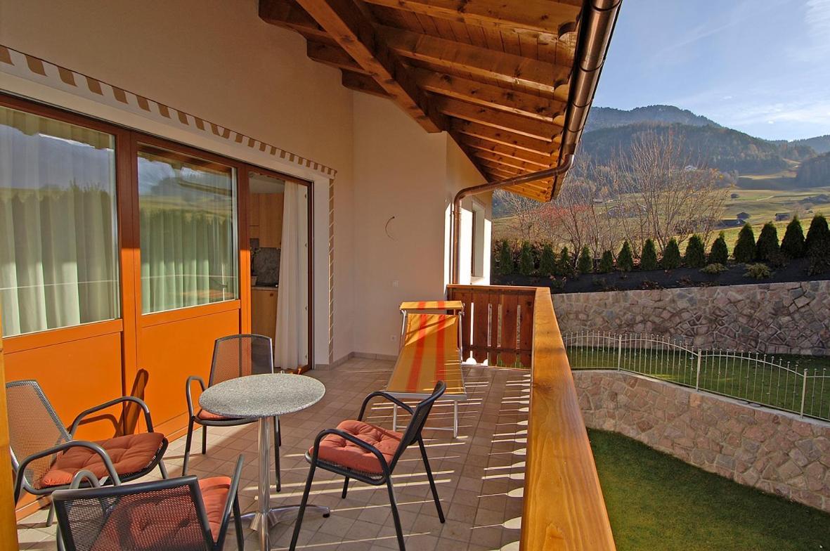 Haus Ploner Leilighet Castelrotto Eksteriør bilde